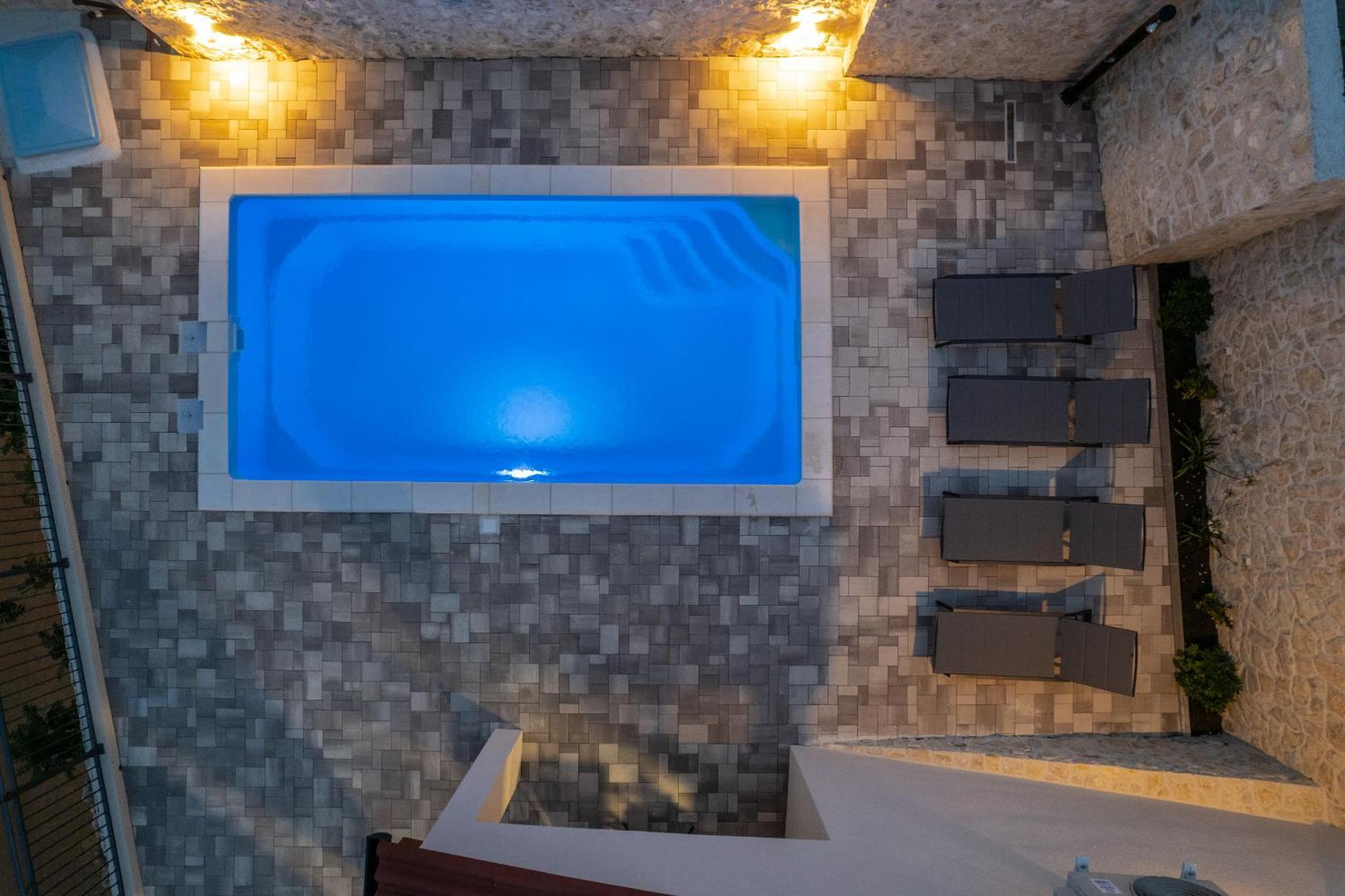 Villa Kamia With Private Heated Pool And Electric Vehicle Adapter Zubovici Luaran gambar